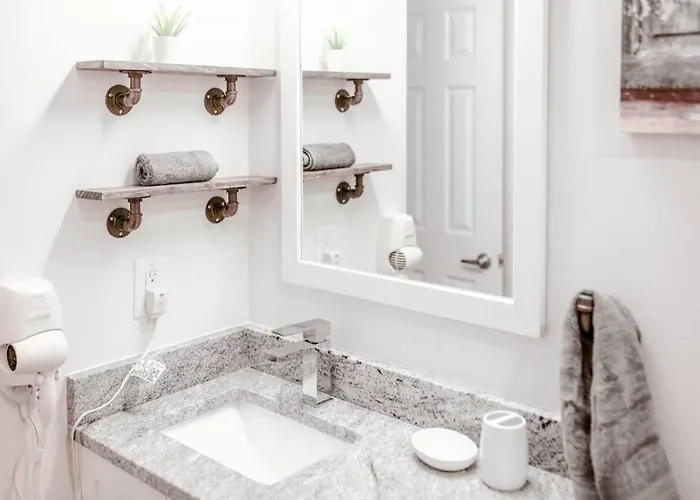 Newly Renovated Apartamento Columbus
